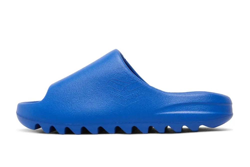 Adidas YEEZY SLIDE Azure – Klapki | ID4133