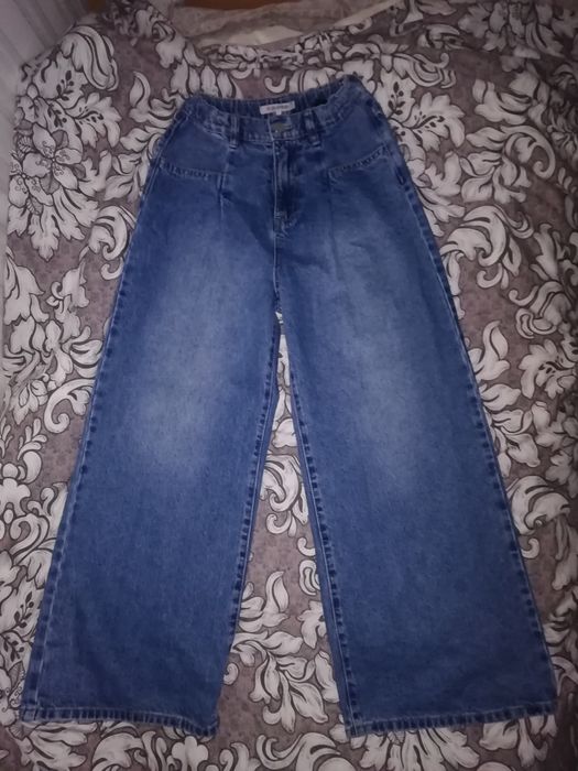 Джинси на дівчинку 12-13 років