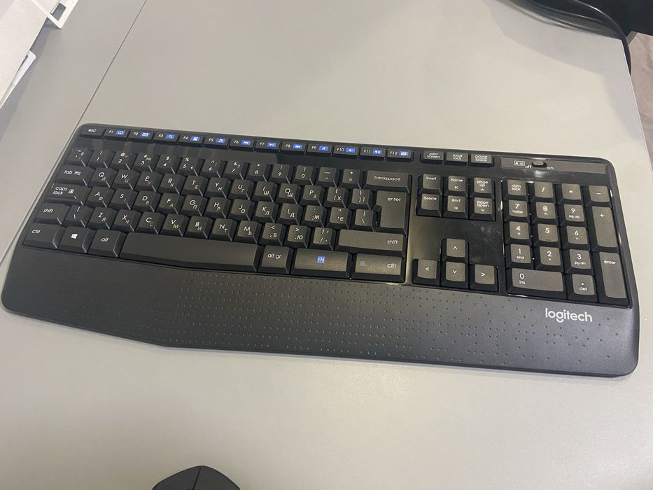 Клавіатура Комплект 2в1 бездротовий Logitech MK235 (клавіатура + миша)