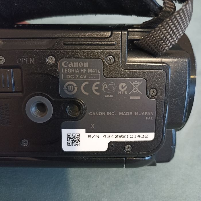 Цифрова відеокамера Canon LEGRIA HF М41 б/в