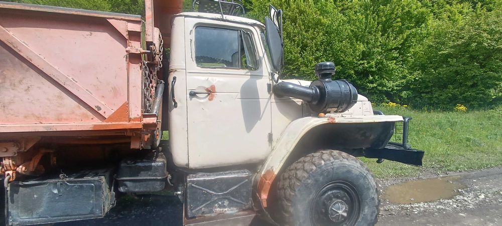 Урал 5577 в гарному стані