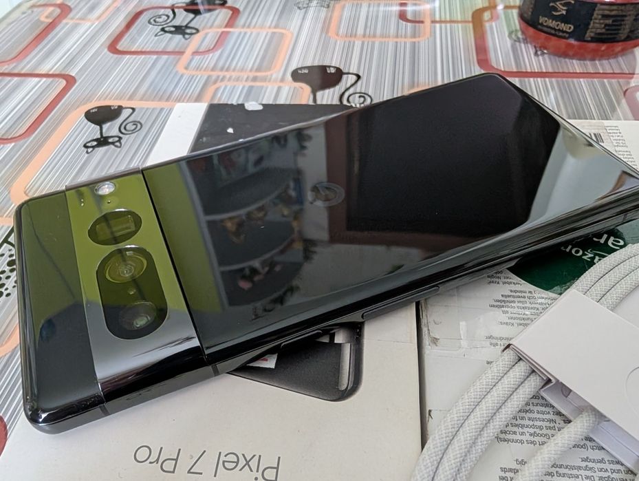 Google Pixel 7 Pro Obsidian 12-128Gb/Neverlock/2-Sim/NFC/Без Вигорання