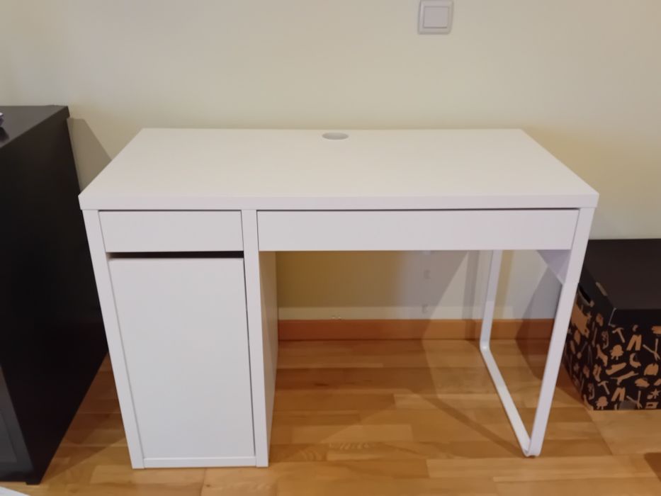 Secretária Micke do IKEA