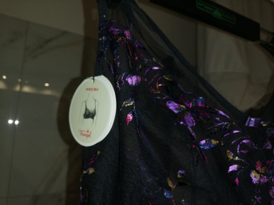 Biustonosz Triumph 85E