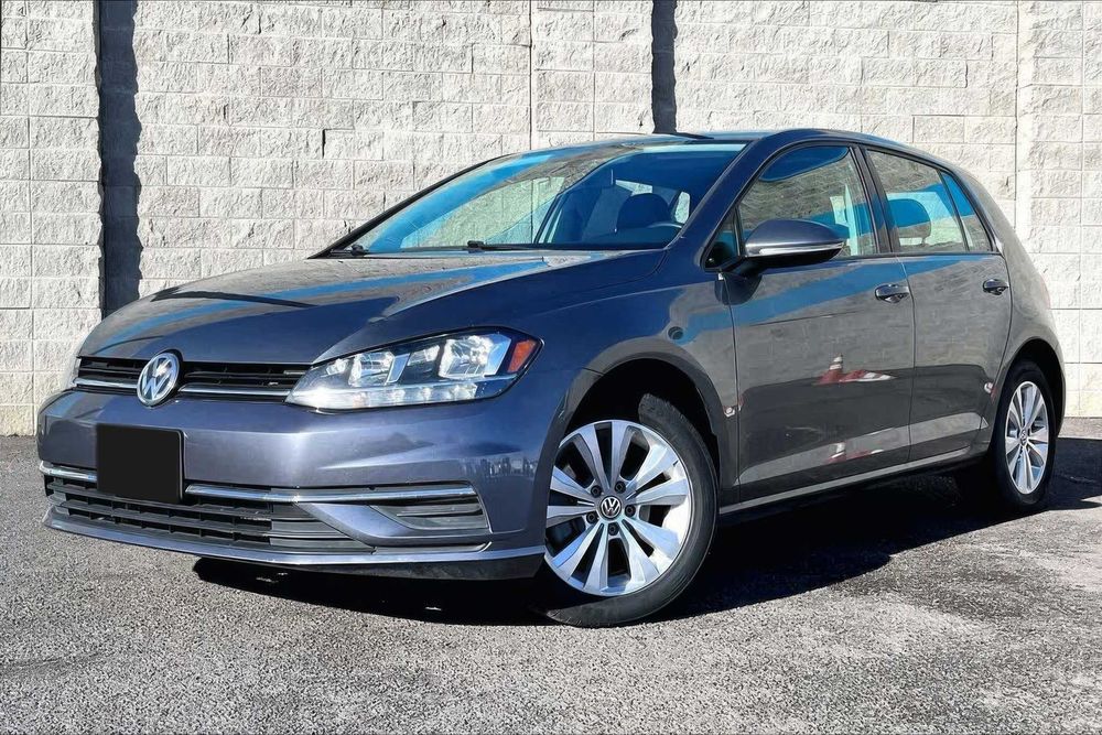 Volkswagen Golf      2020