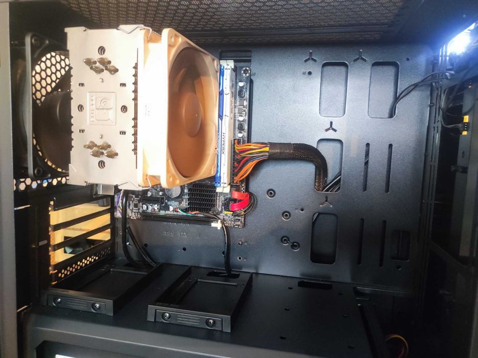 PC Trabalho i7 3770 • 16GB 1600MHz • 240GB SSD + 320GB HDD • ARGB