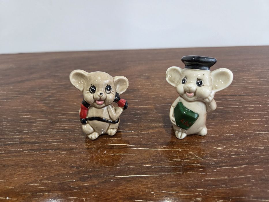 2 ratos em porcelana