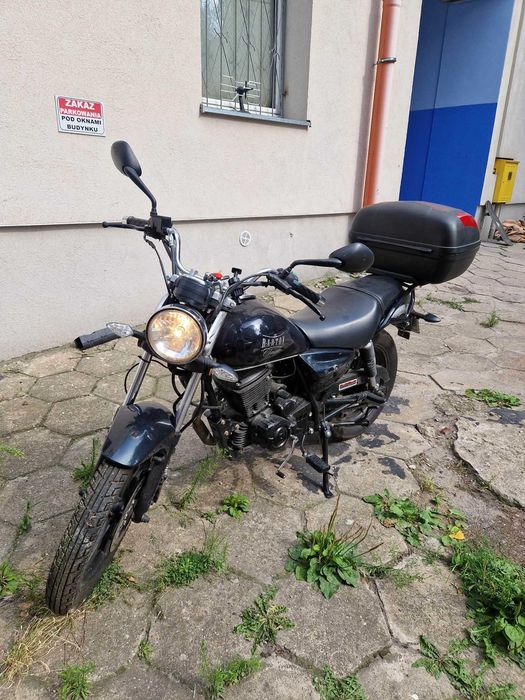 Motor Barton Classic 125, 2023r.