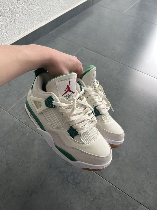 Air Jordan 4 Sb