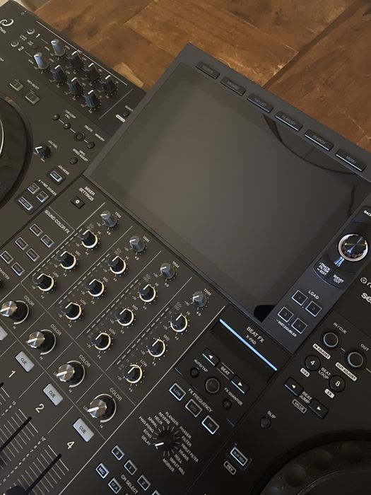 AlphaTheta XDJ-AZ (NOVA)