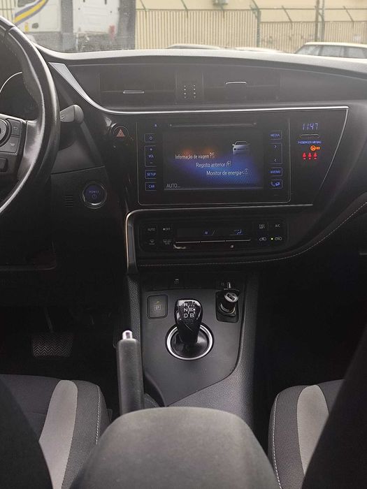 Toyota Auris 1.8 HSD ACTIVE