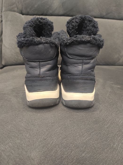 Buty trzewiki granatowe 24