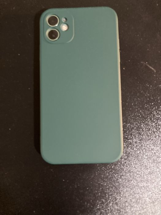 iPhone 11 (com caixa)