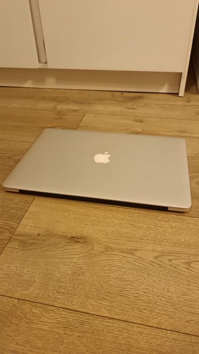MacBook Pro 2015 Intel core i7 16gb ram