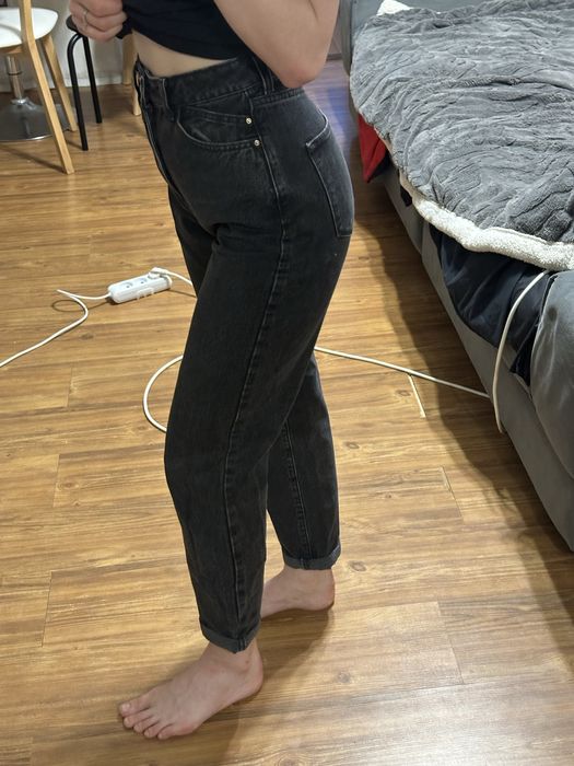 Джинси чорні нові