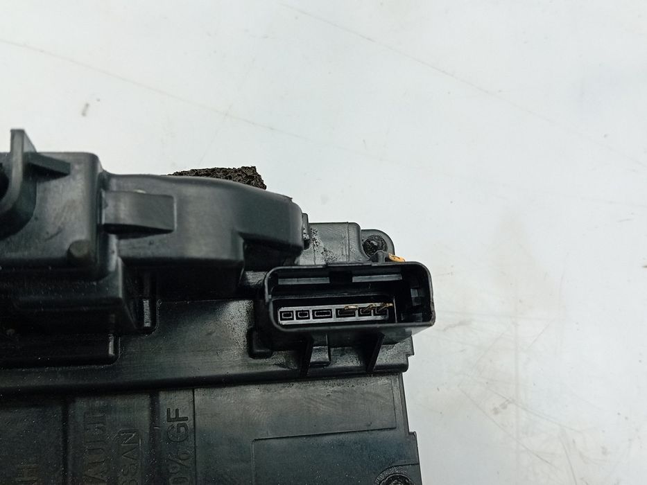 Fechadura / fecho porta trás direito NISSAN Qashqai II (J11)