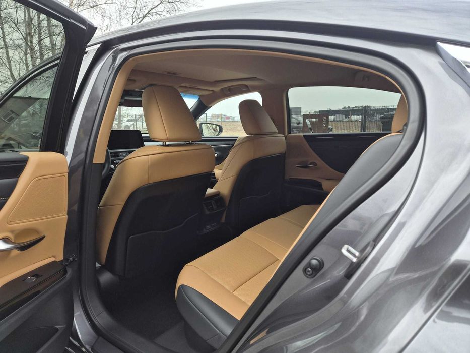 Wynajem Lexus ES300 nowy!
