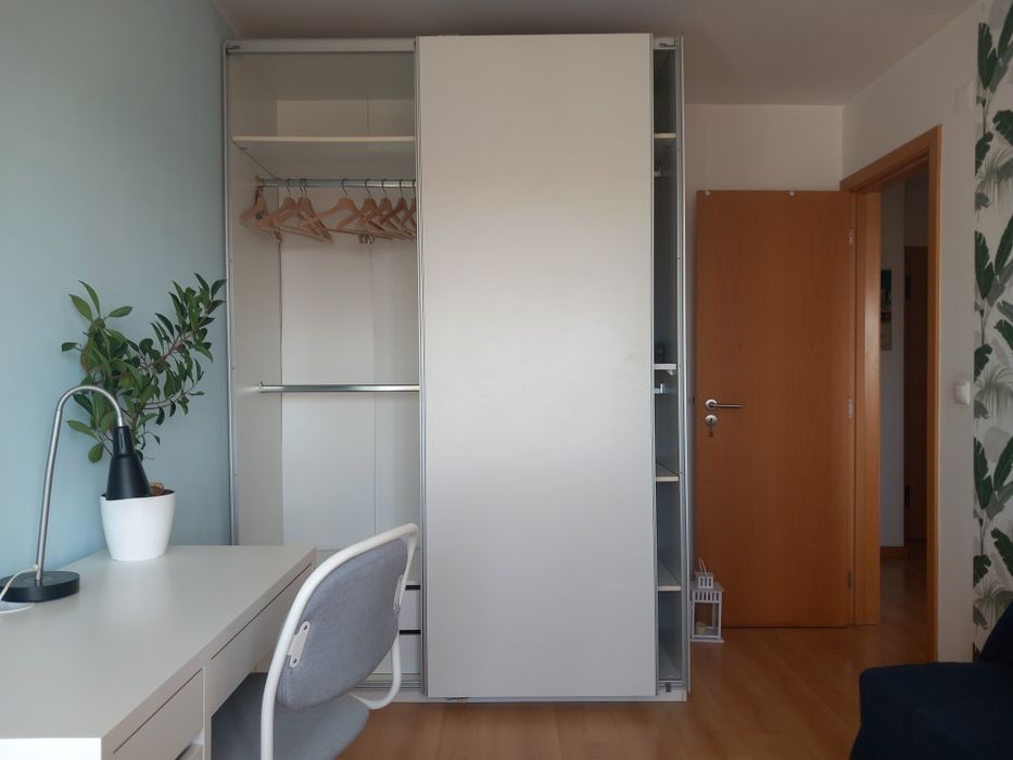 390 euros , excelente vista em santa marta