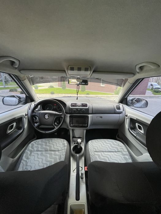 Skoda Fabia 1.4 Шкода фабия