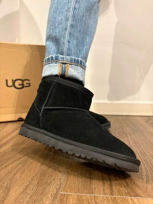 UGG Classic Ultra mini R.37
