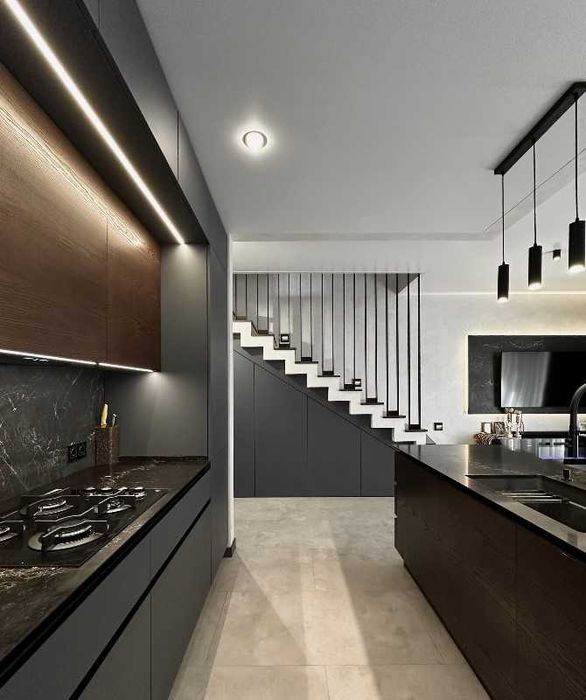 Продам таунхаус Золотые ключи,  ул. Полтавская