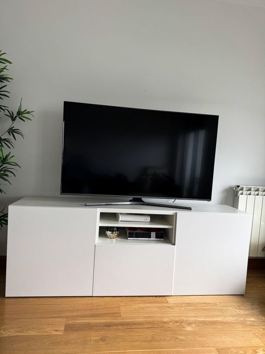 Movel TV 180x40x64 (Ikea)