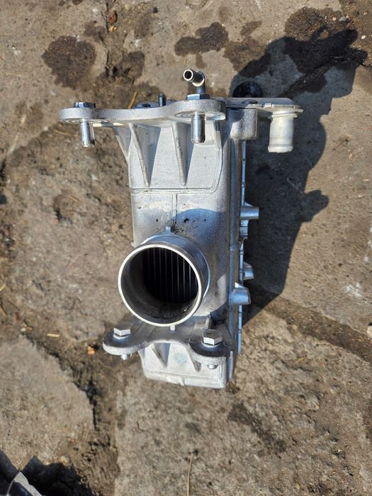 AUDI RS4 B9 RS5 2.9 TFSI intercooler chłodnica