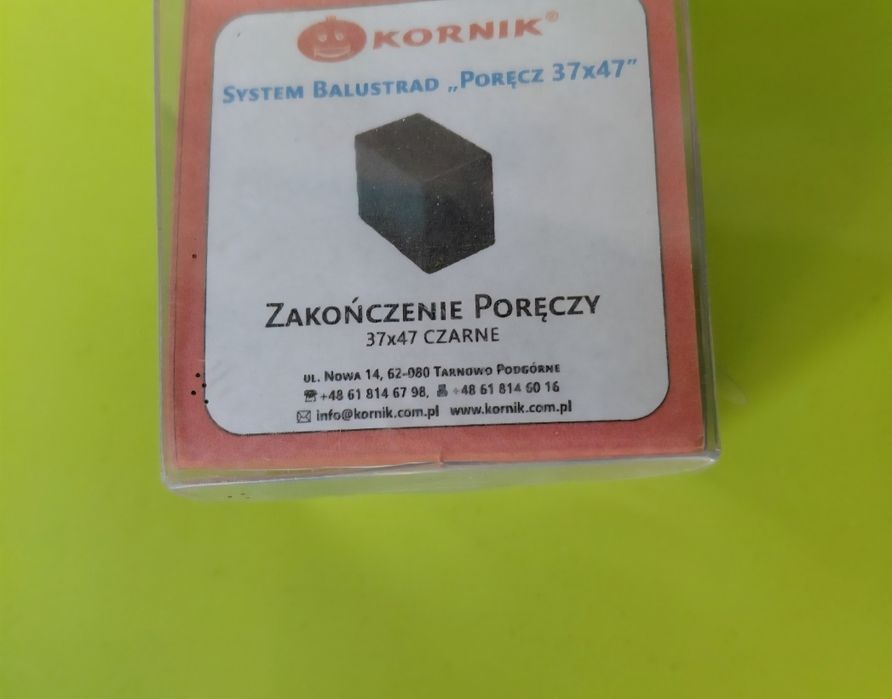 Zakończenie tralki Kornik 22x22 czarny, zakończenie poręczy 37x47