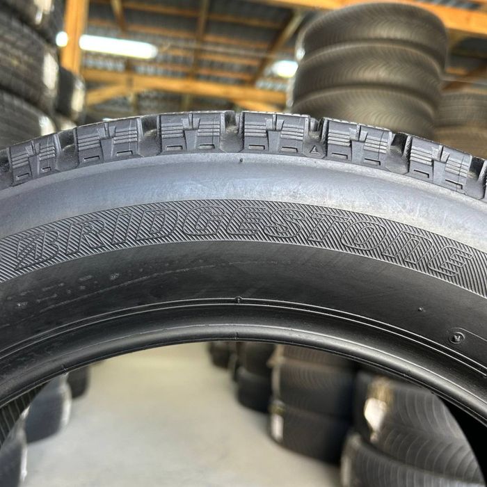 Bridgestone BLIZZAK VRX 205/55 R16 резина бу 7 мм арктична зима від 1 шт