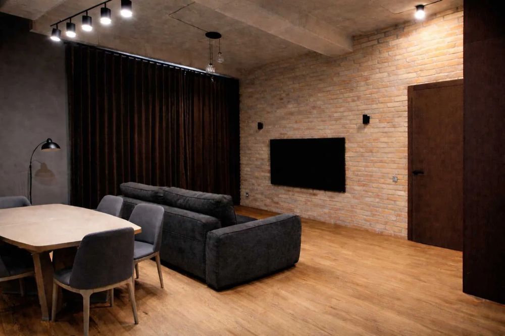 ВСЕГДА ЕСТЬ СВЕТ ЖК Наследие Дерибаса Ул Военный спуск Дерибасовская