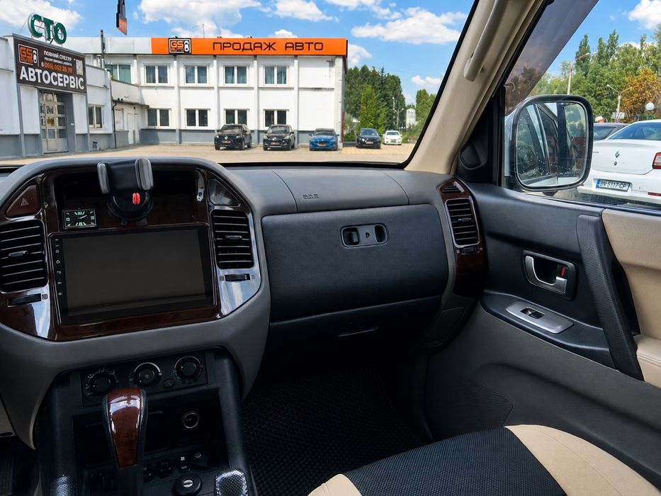 Mitsubishi Pajero Wagon