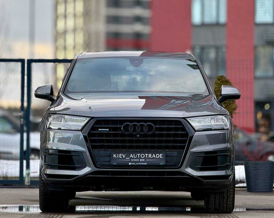 Продаж гарного Audi Q7