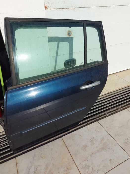 Porta frente esquerda megane 2