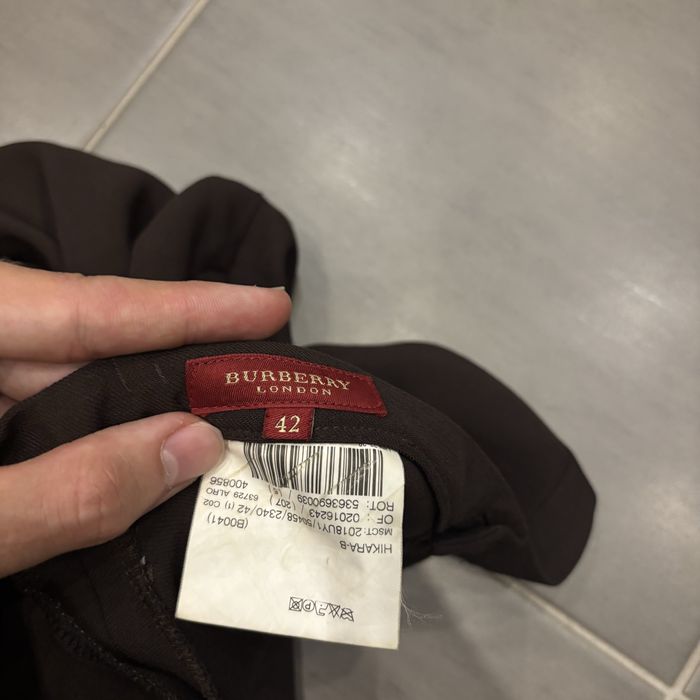 Calcas Burberry Novas