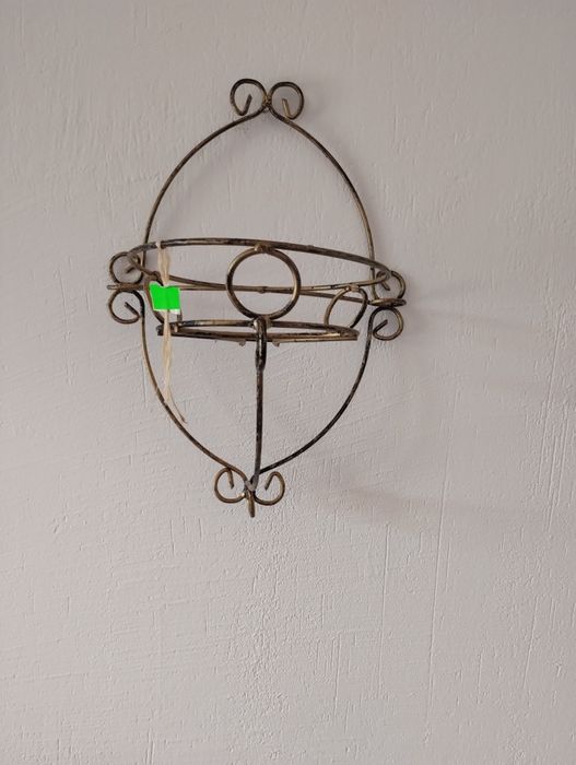Metalowy ścienny kwietnik na 1 doniczkę