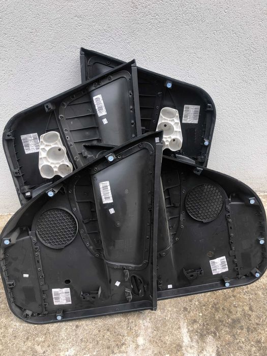 Conjunto De 4 Quartelas / Forra Peugeot 207 em bom estado