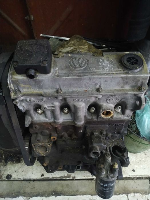 2е мотор Фольксваген 2л бензин