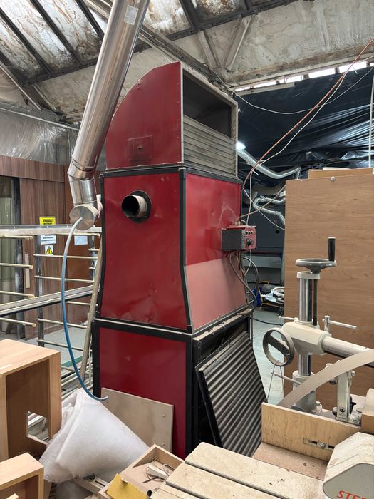 Piec grzewczy na Olej opałowy, moc grz. ok. 100kW, wyd. 12.000m3/h