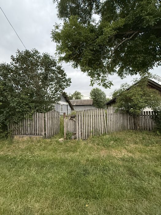 Продам будинок з земельною ділянкою