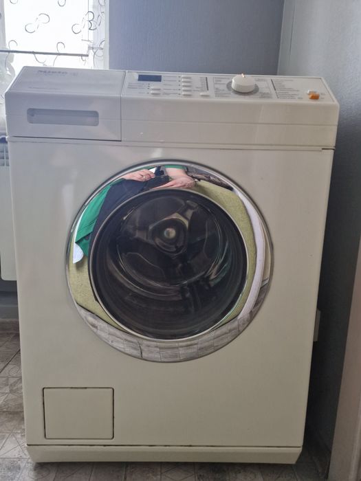 Стиральная машина Miele Softtronic W2587 (Германия) — под восстановлен