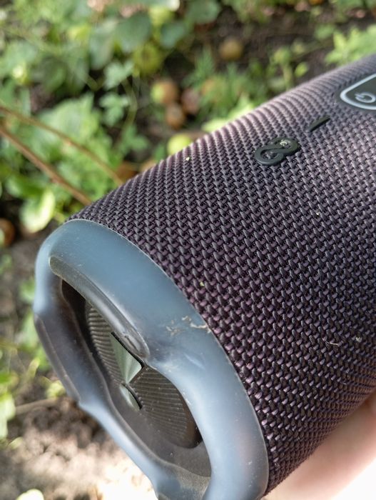 Колонка JBL charge5