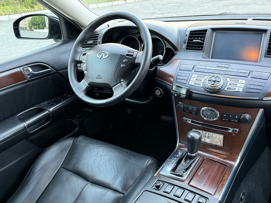 Infiniti M35 2008