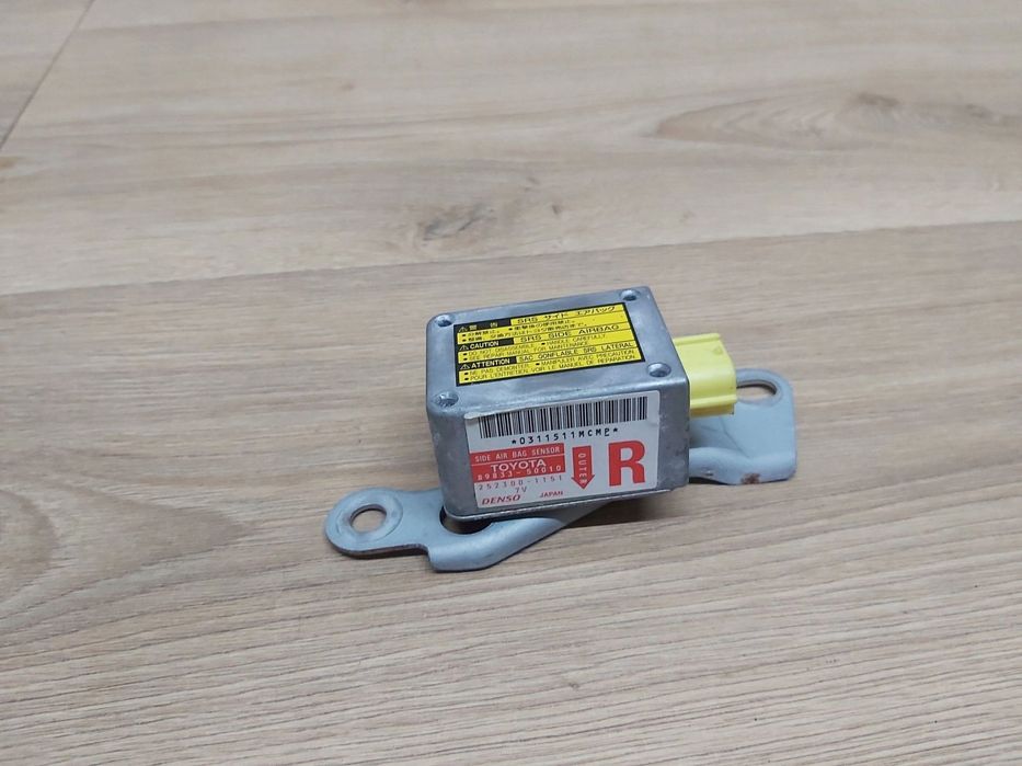 LEXUS LS III 430 czujnik uderzeniowy sensor PRAWY TYŁ 89833-50010