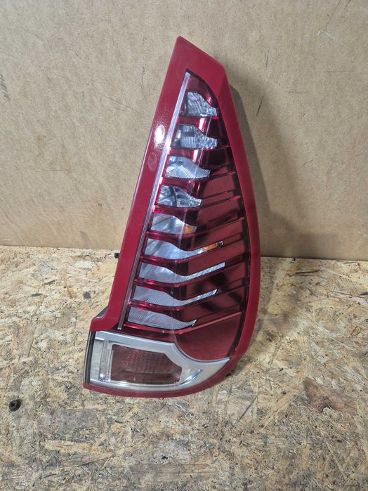 Renault Scenic III lampa tylna prawa tył.