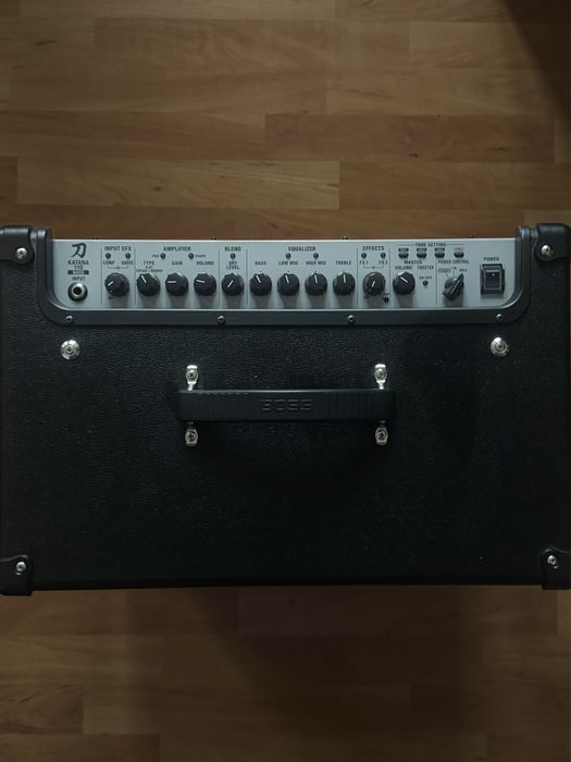 Wzmacniacz Boss Katana 110 Combo Basowe Bass