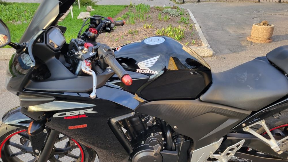 Honda CBR400R з Японії