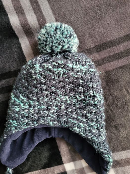 Ciepła czapka zimowa