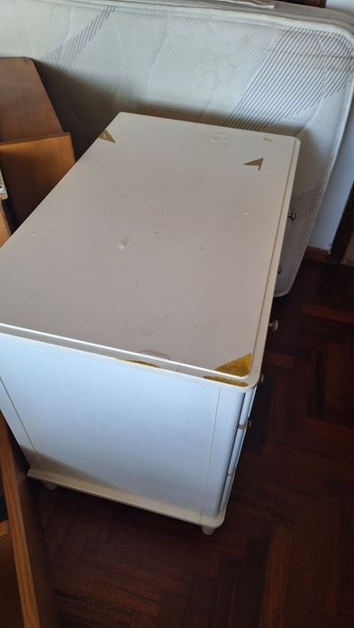 Comoda Ikea 2 Gavetas + 2 Gavetoes