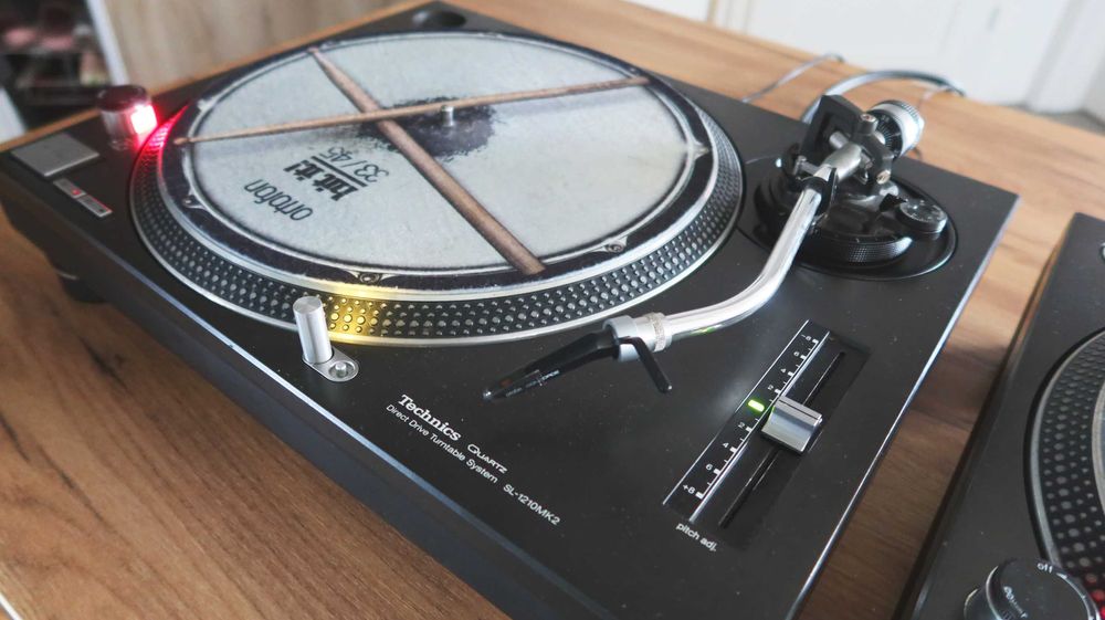2x gramofony Technics SL-1210MK2 + systemy Ortofon Pro S + pokrywy