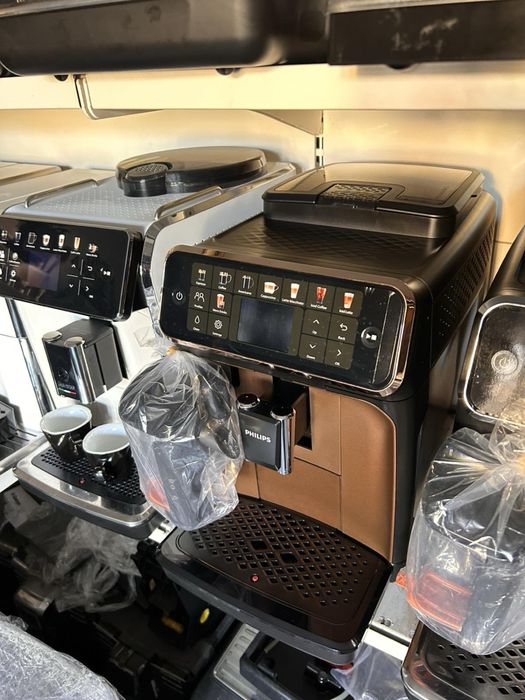 Кофемашина Кавомашина Philips Series 5500
